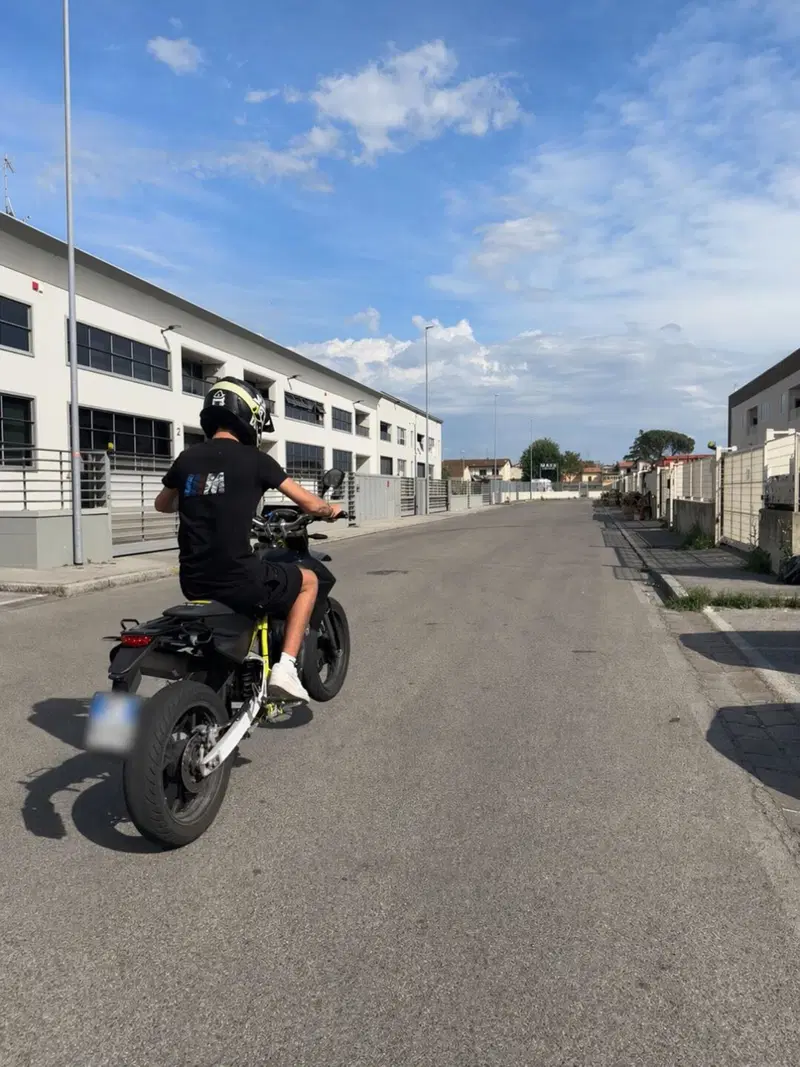 Swm SM 125 R (2022 - 24) (6)
