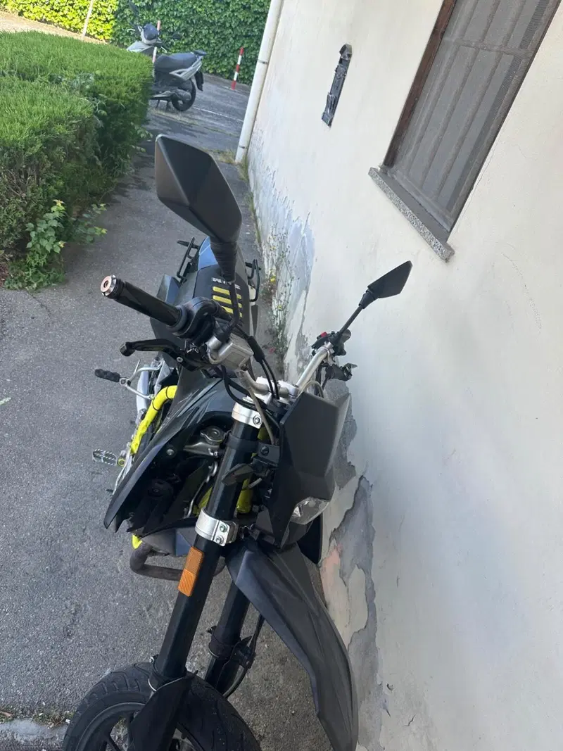 Swm SM 125 R (2022 - 24) (2)