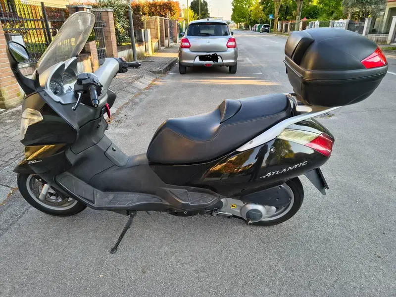 Aprilia Atlantic 250 (2004 - 11) (2)