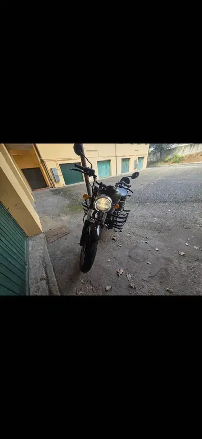 Royal Enfield Meteor 350 (2021 - 26) usata