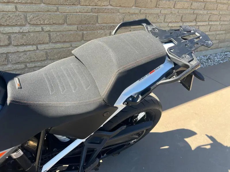 KTM 1290 Super Adventure S (2022 - 25) (5)