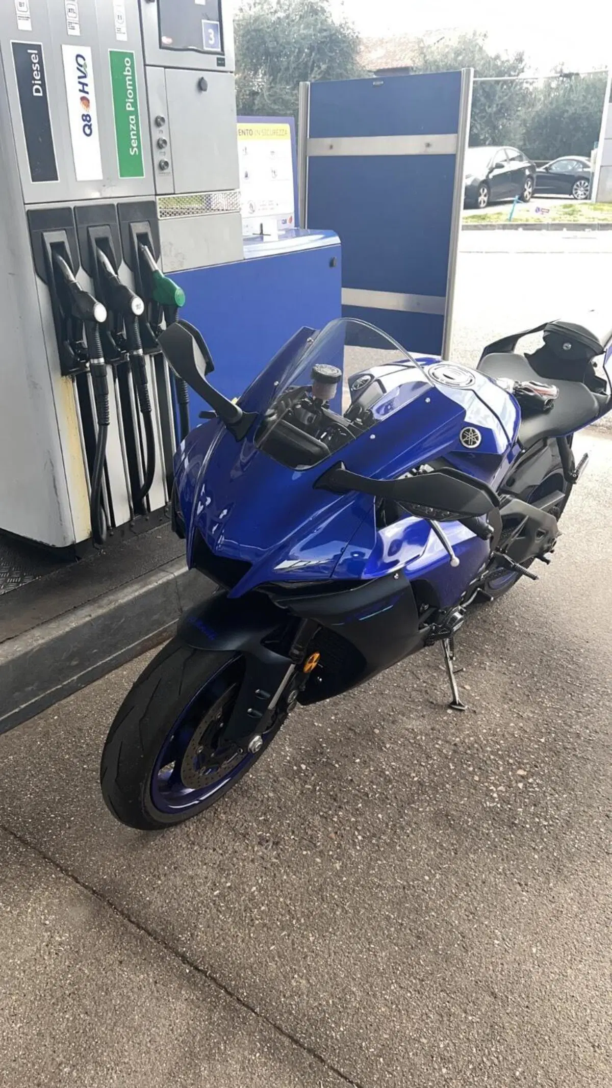 Yamaha YZF R1 (2020 - 25) (3)