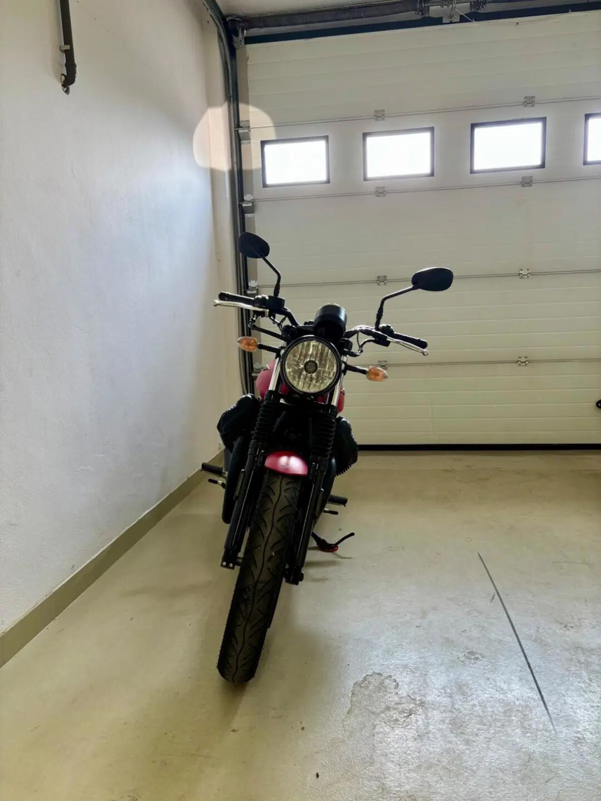 Moto Guzzi V7 III Stone (2017 - 20) (3)
