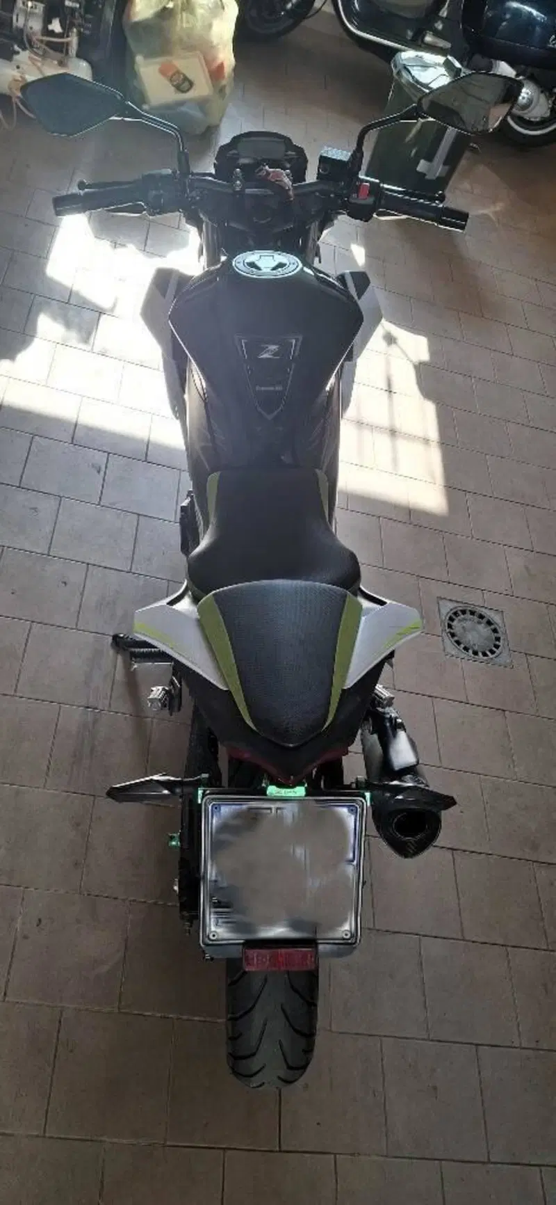 Kawasaki Z 125 Performance (2019 - 20) (10)