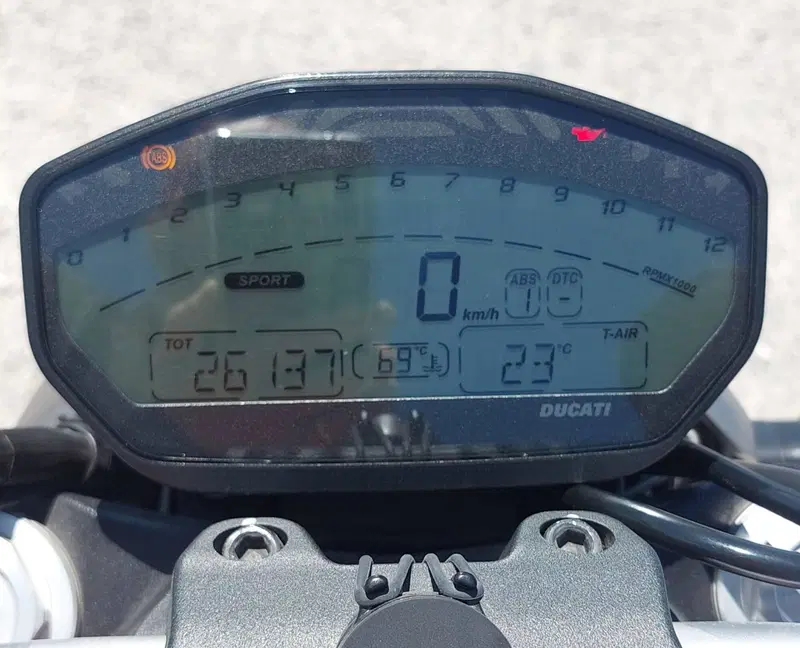 Ducati Monster 821 ABS (2014 - 17) (6)