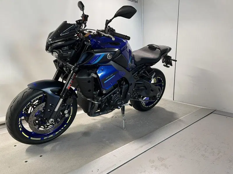 Yamaha MT-10 (2017 - 20) (3)