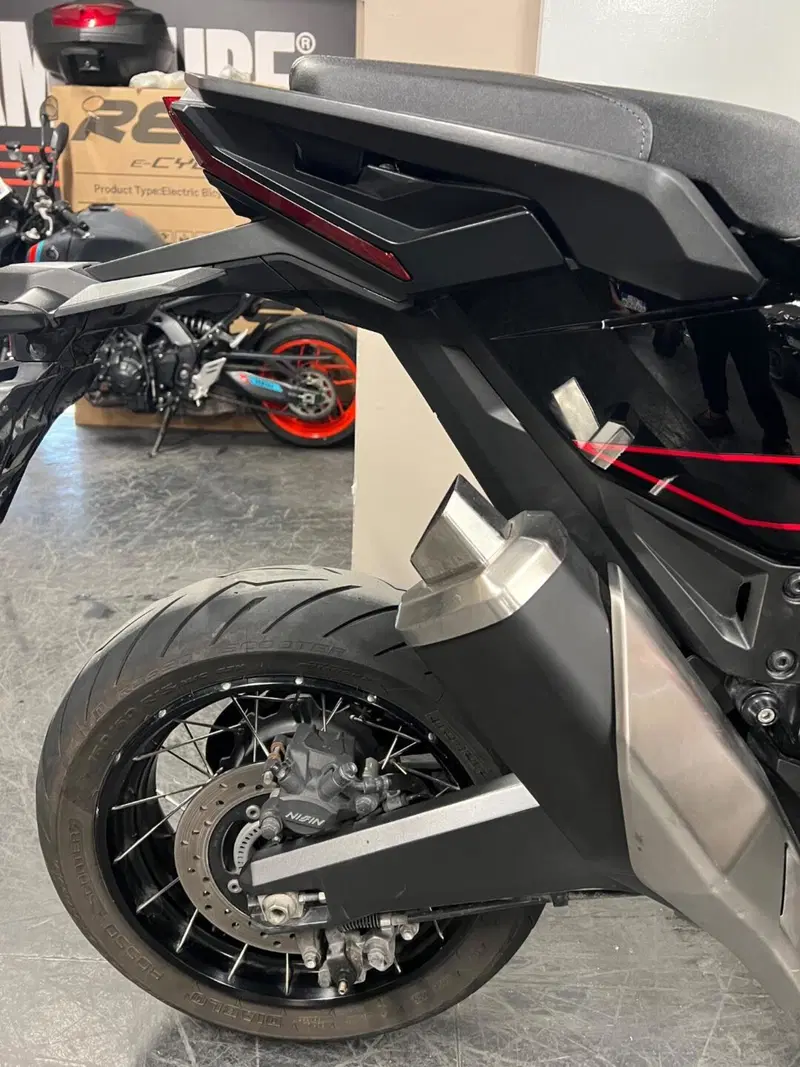 Honda X-ADV 750 DCT (2021 - 24) (5)