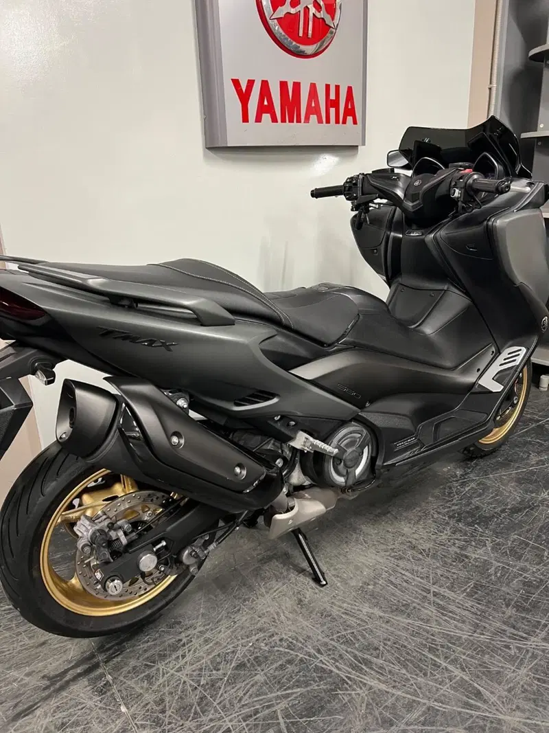 Yamaha T-Max 560 Tech Max (2020) (4)