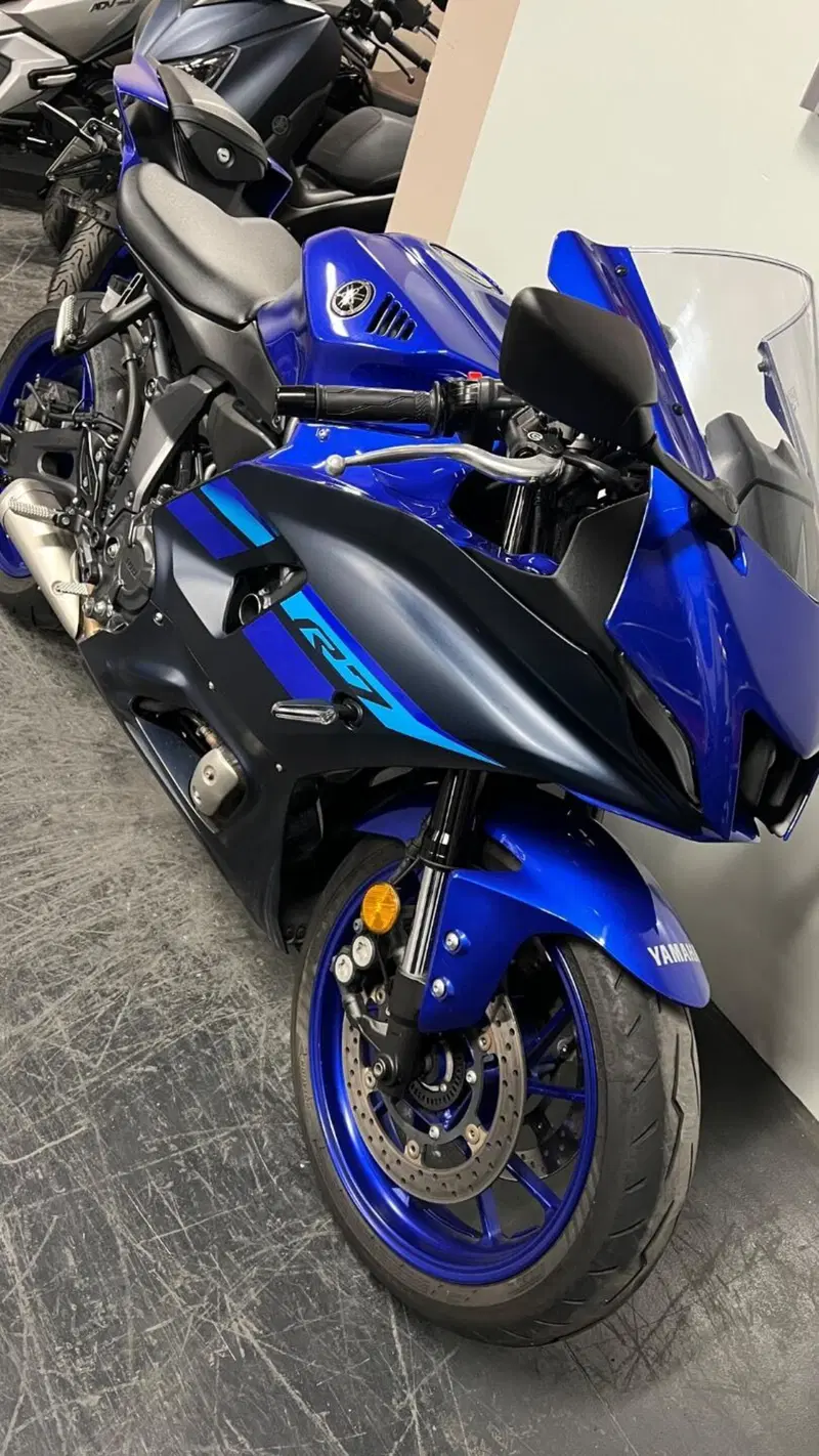 Yamaha YZF R7 (2021 - 25) (11)