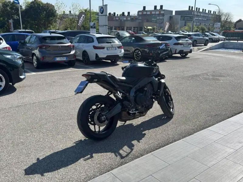 Yamaha MT-09 (2024 - 26) (7)