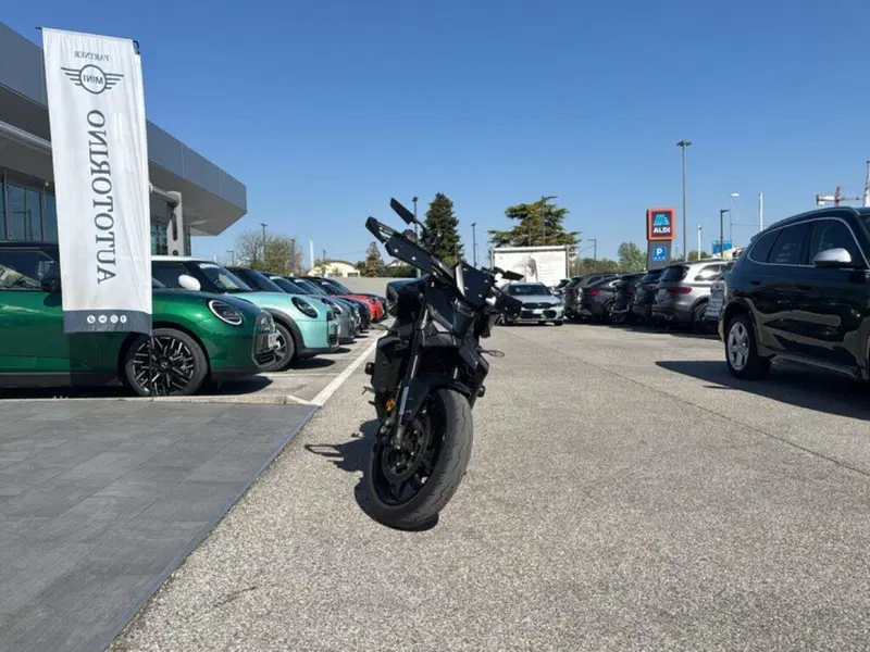 Yamaha MT-09 (2024 - 26) (2)