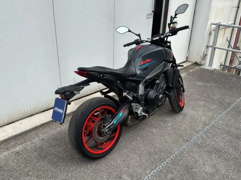 Yamaha MT-09 (2021 - 23) (5)