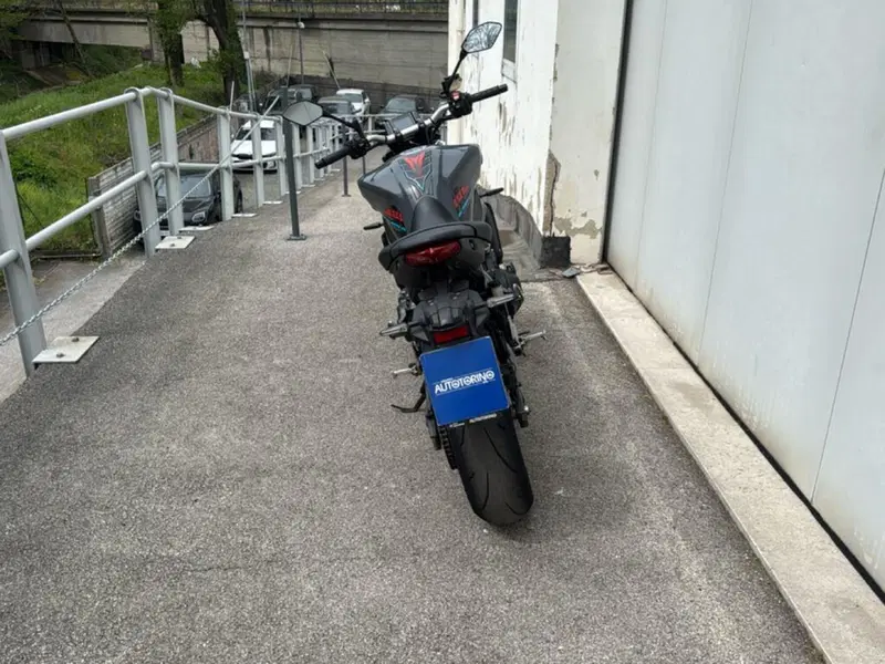 Yamaha MT-09 (2021 - 23) (6)