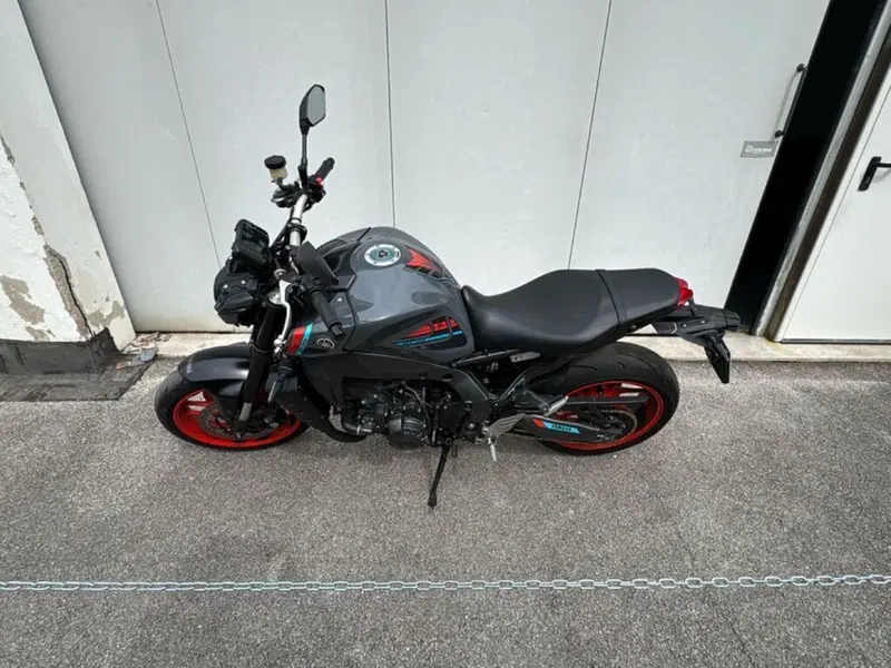 Yamaha MT-09 (2021 - 23) (8)