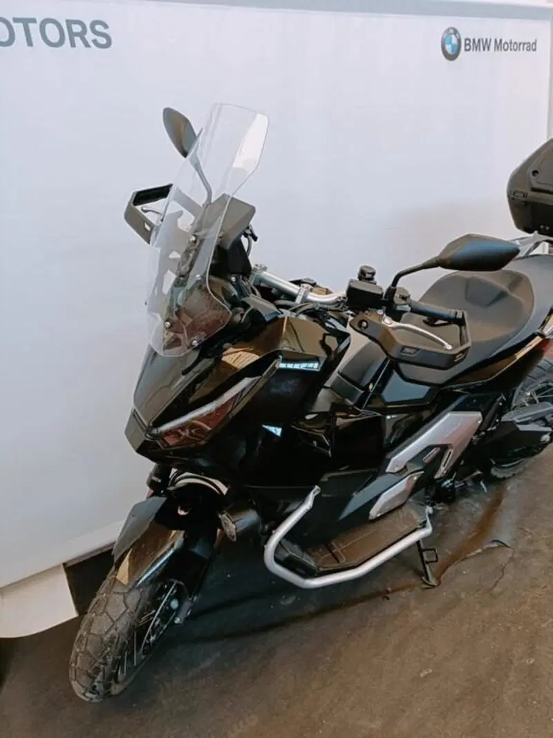 Honda X-ADV 750 DCT Adventure (2021 - 24) (3)