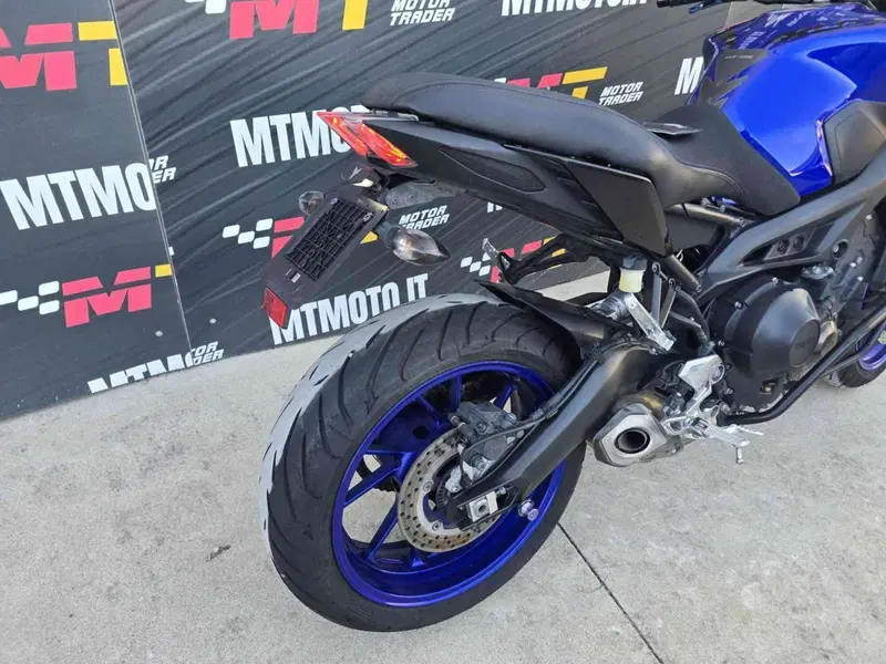 Yamaha MT-09 (2017 - 20) (6)