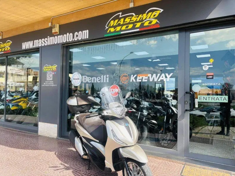 Piaggio Beverly 400 ABS-ASR (2021 - 24) (13)