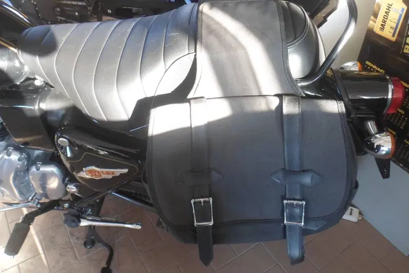 Royal Enfield Bullet 350 (2024 - 26) (12)