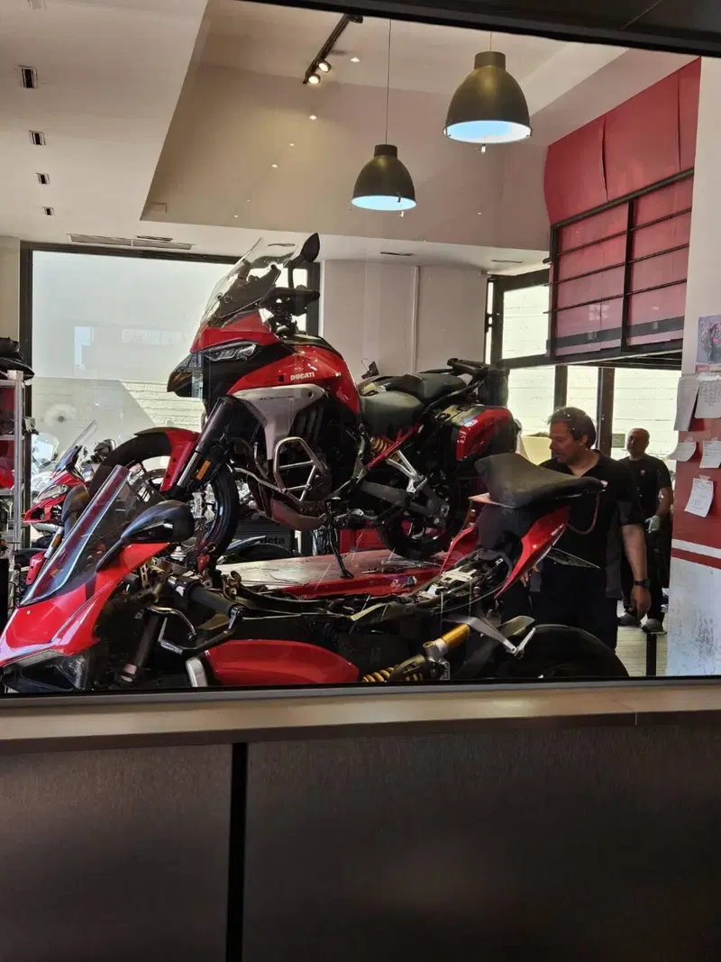 Ducati Multistrada V4 S (2021 - 24) (10)