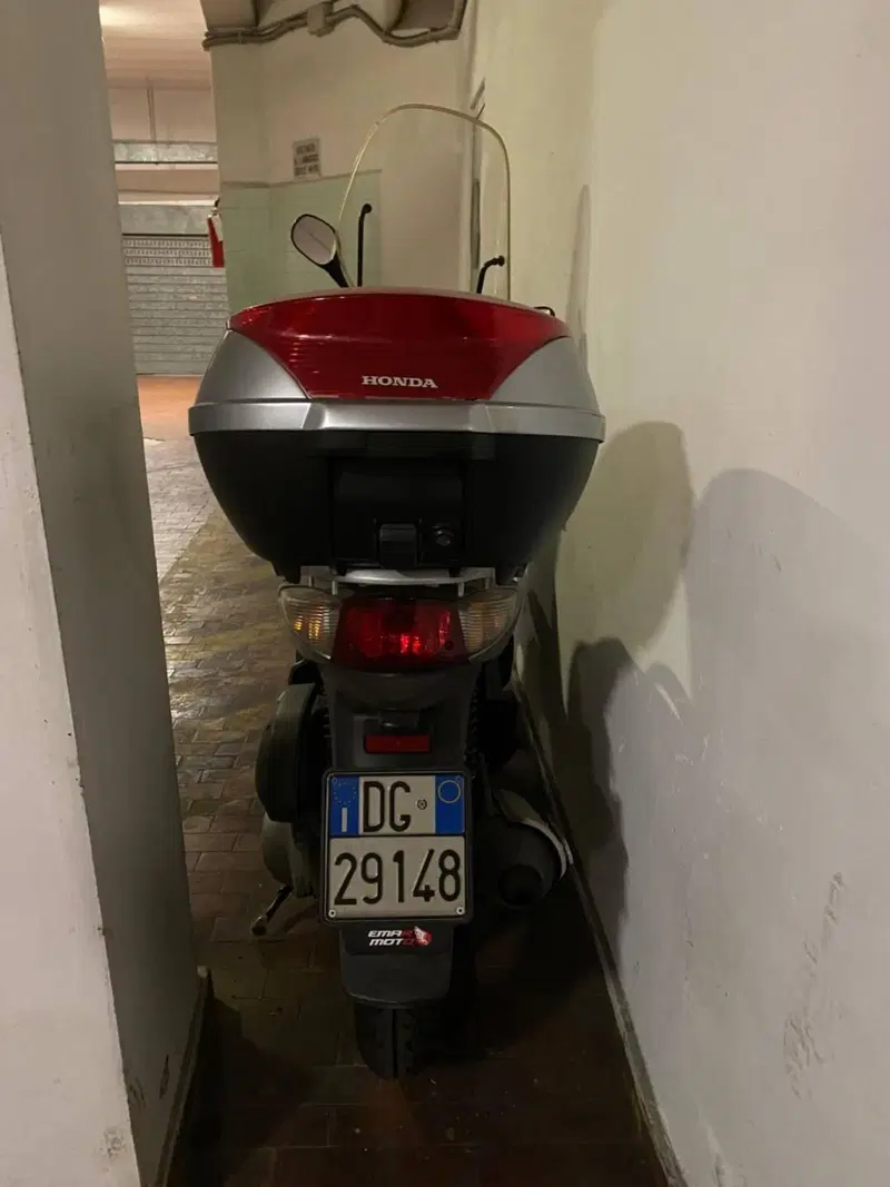 Honda SH 150i (2005 - 08) (3)
