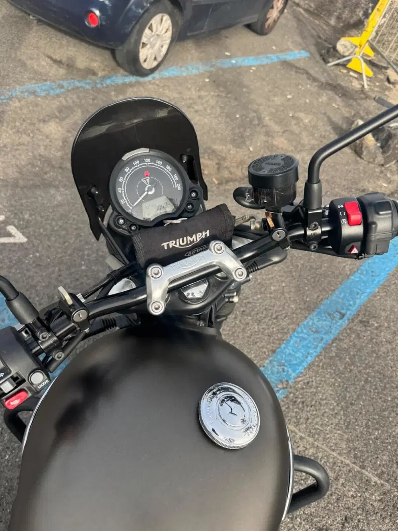 Triumph Speed Twin 900 (2023 - 24) (10)