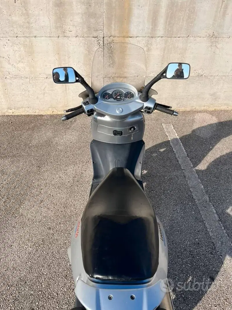Aprilia Leonardo 150 (1997 - 02) (2)