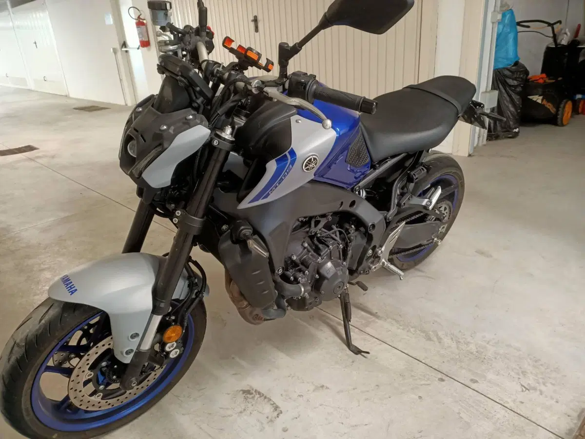 Yamaha MT-09 (2021 - 23) (3)