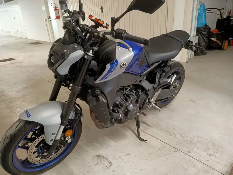Yamaha MT-09 (2021 - 23) (3)