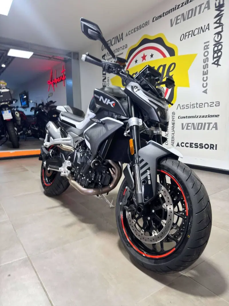 CFMOTO 800NK Advanced (2023 - 26) (2)