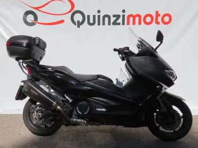 Yamaha T-Max 530 DX (2017 - 19) usata