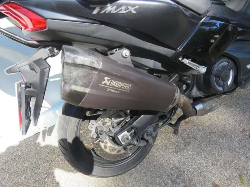 Yamaha T-Max 530 DX (2017 - 19) (4)