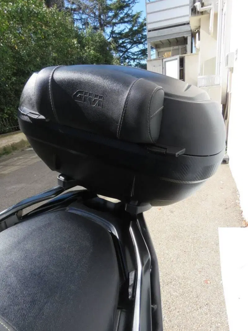 Yamaha T-Max 530 DX (2017 - 19) (13)