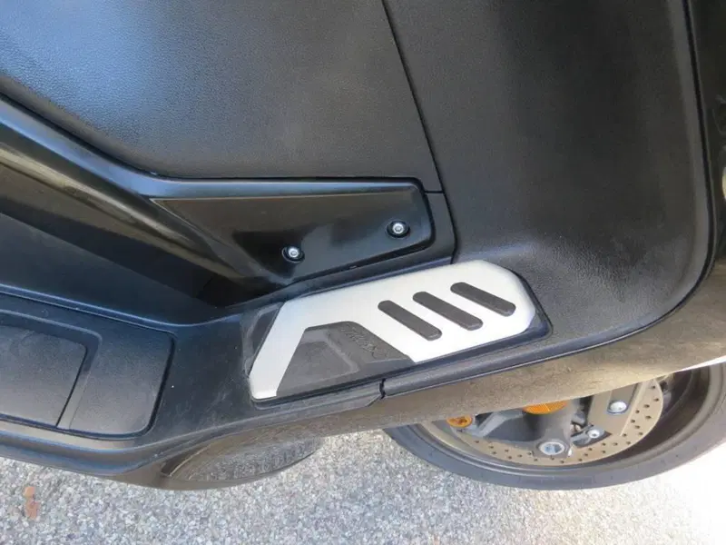 Yamaha T-Max 530 DX (2017 - 19) (17)