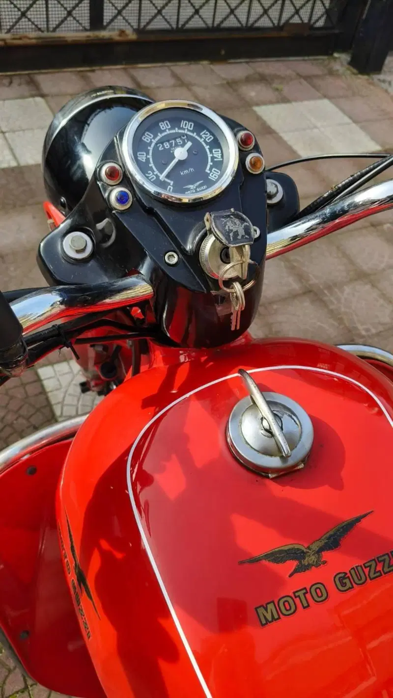 Moto Guzzi Falcone 500NF (2)