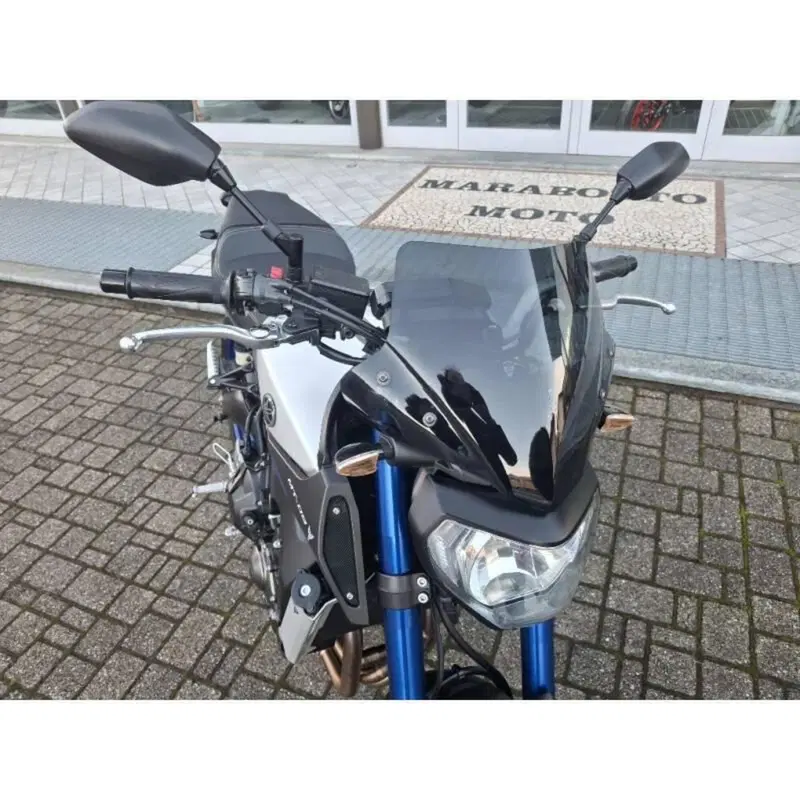 Yamaha MT-09 ABS (2016) (10)
