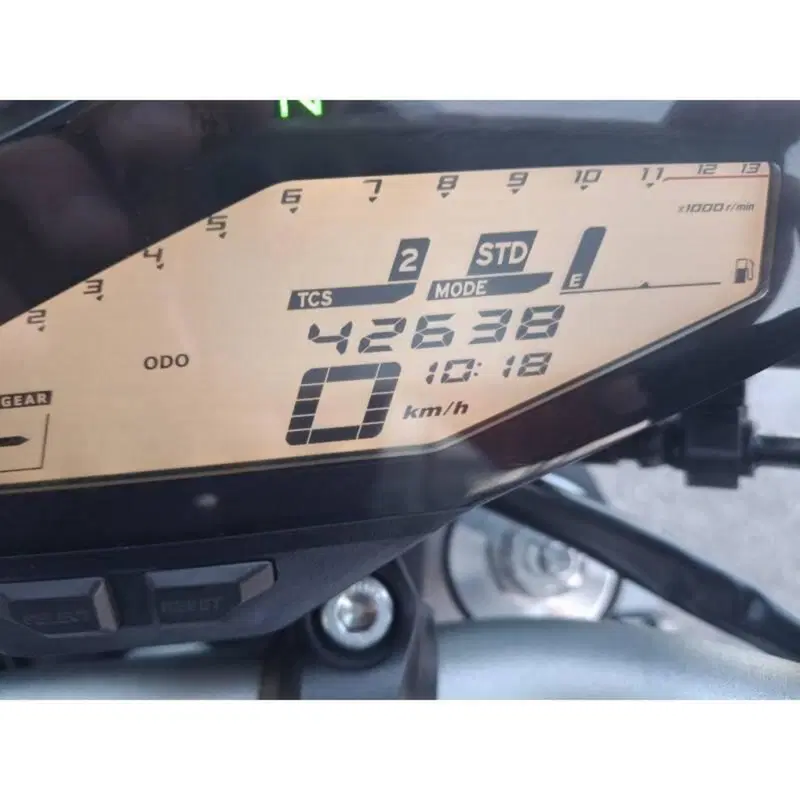 Yamaha MT-09 ABS (2016) (11)