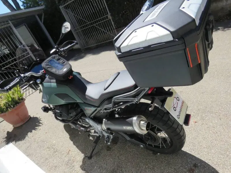 Moto Guzzi V85 TT (2021 - 23) (5)