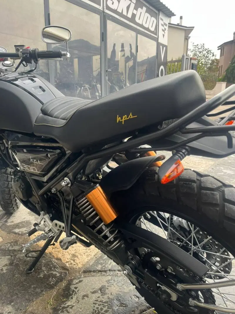 FB Mondial HPS 300 (2020 - 21) (11)