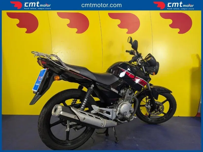Yamaha YBR 125 (2010 - 13) (4)