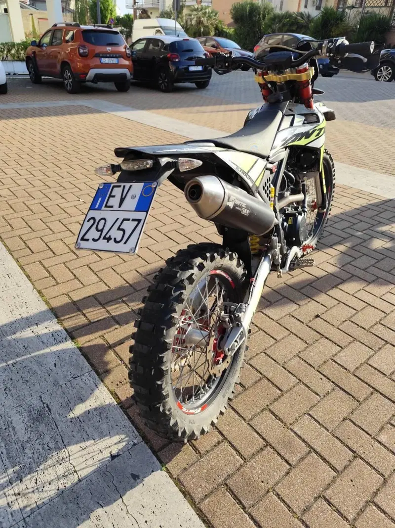 Fantic Motor Enduro 250 E Casa 4t (2019) (2)