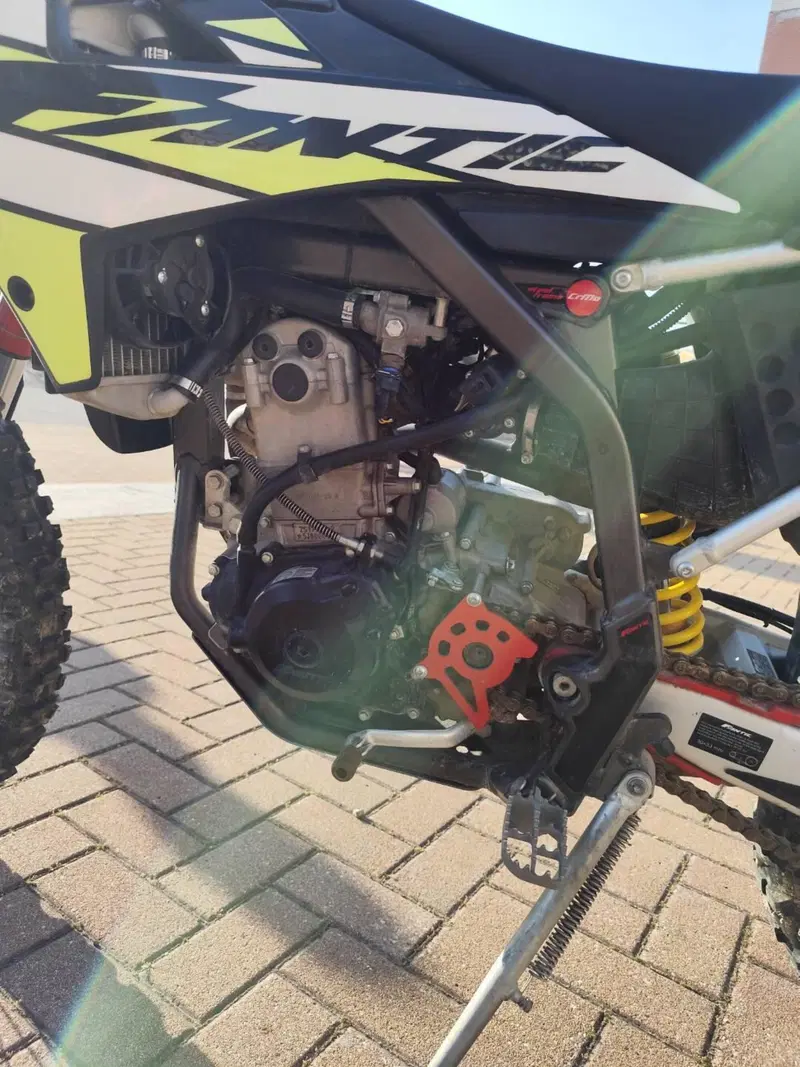 Fantic Motor Enduro 250 E Casa 4t (2019) (8)