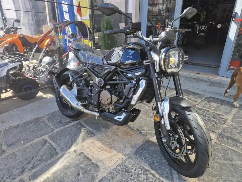 Voge Trofeo 300AC (2021 - 26) (6)