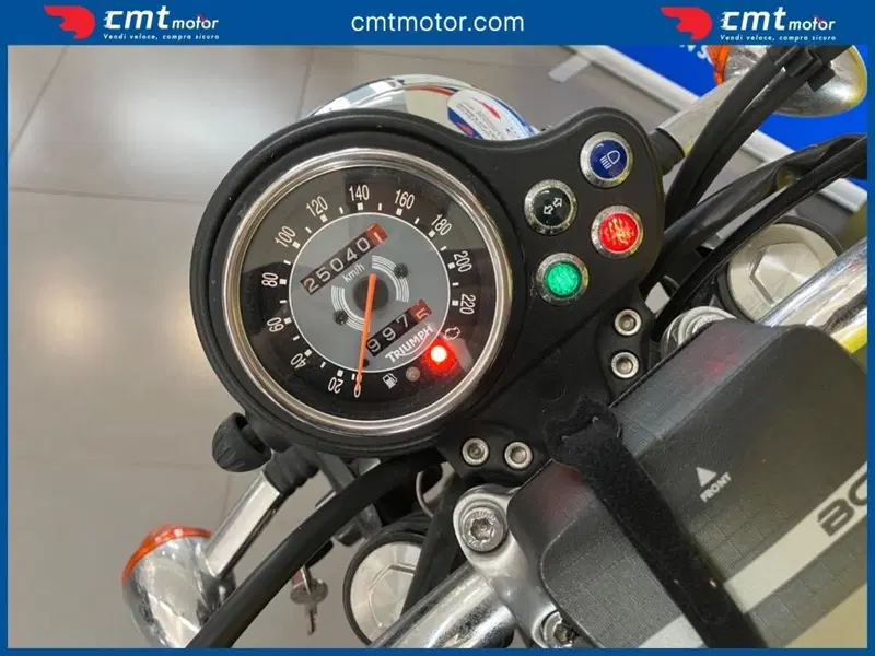 Triumph Bonneville 800 (2002 - 07) (5)