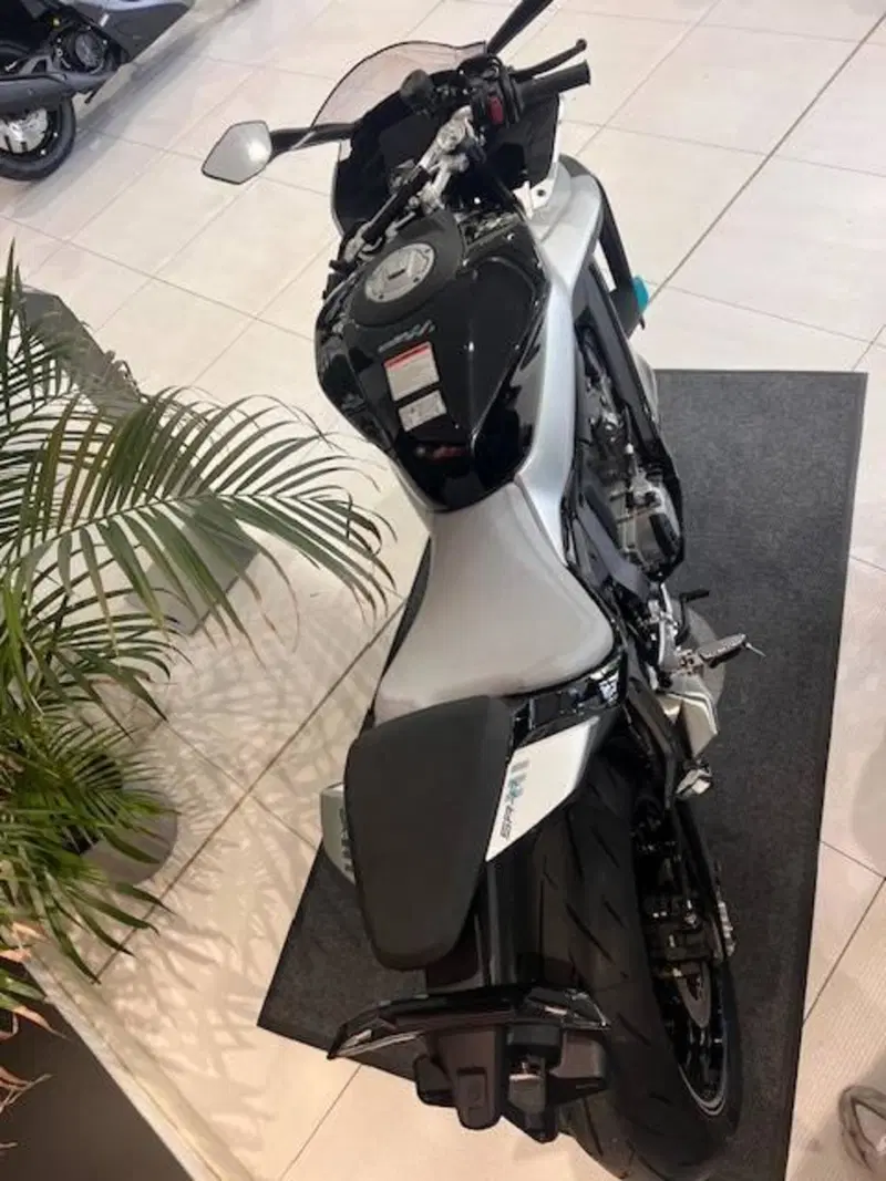 CFMOTO 675SR-R (2025 - 26) (11)