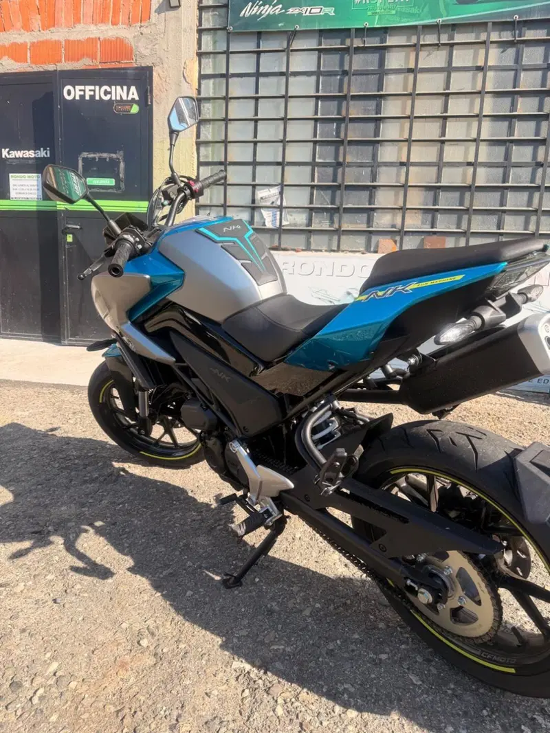 CFMOTO 125NK (2025 - 26) (5)