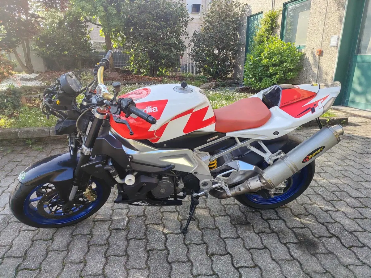 Aprilia Tuono 1000 R (2006 - 10)