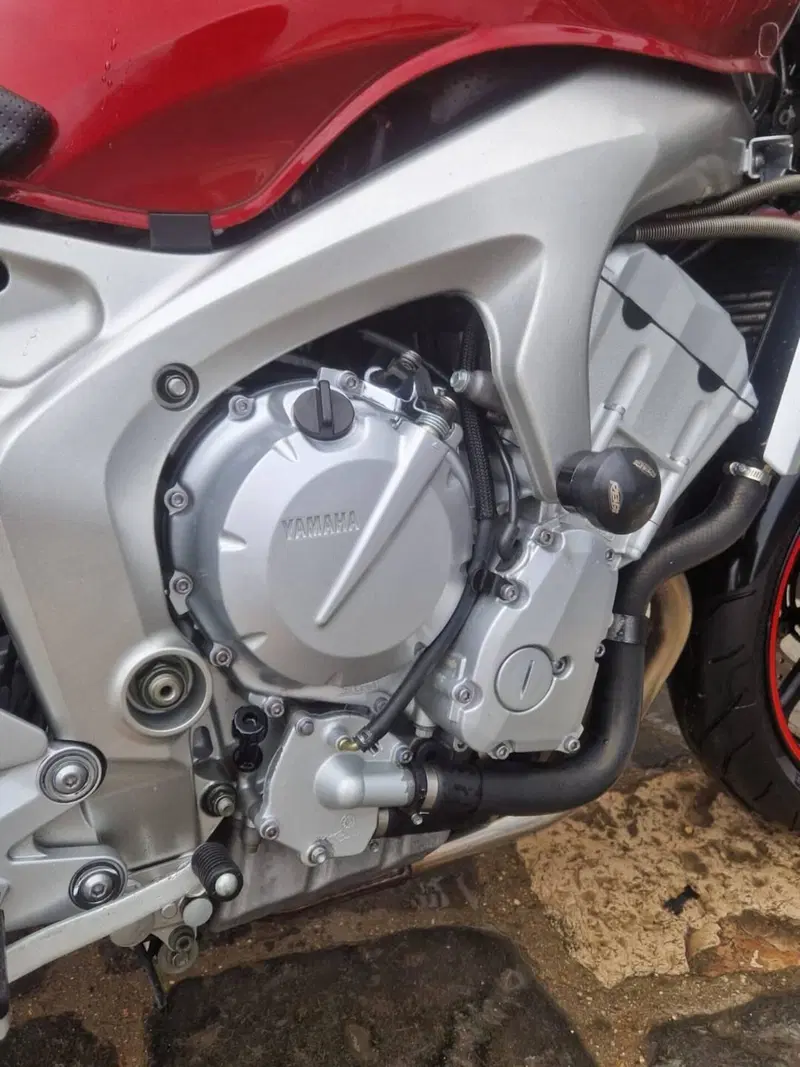 Yamaha FZ6 (2004 - 07) (5)