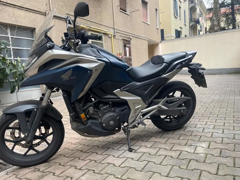 Honda NC 750 X Urban (2021 - 24) (2)