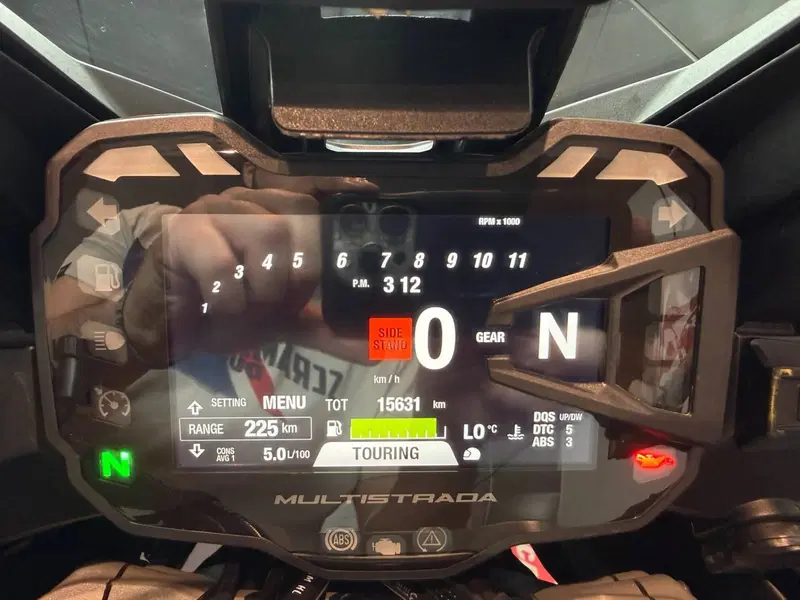 Ducati Multistrada V2 S (2022 - 24) (17)