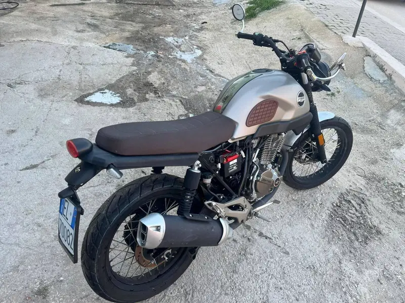 Zontes Classic 125 (2017 - 19) (5)